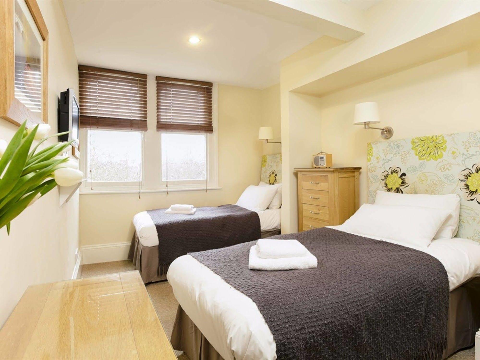 Regency House Hotel Cambridge Exterior photo